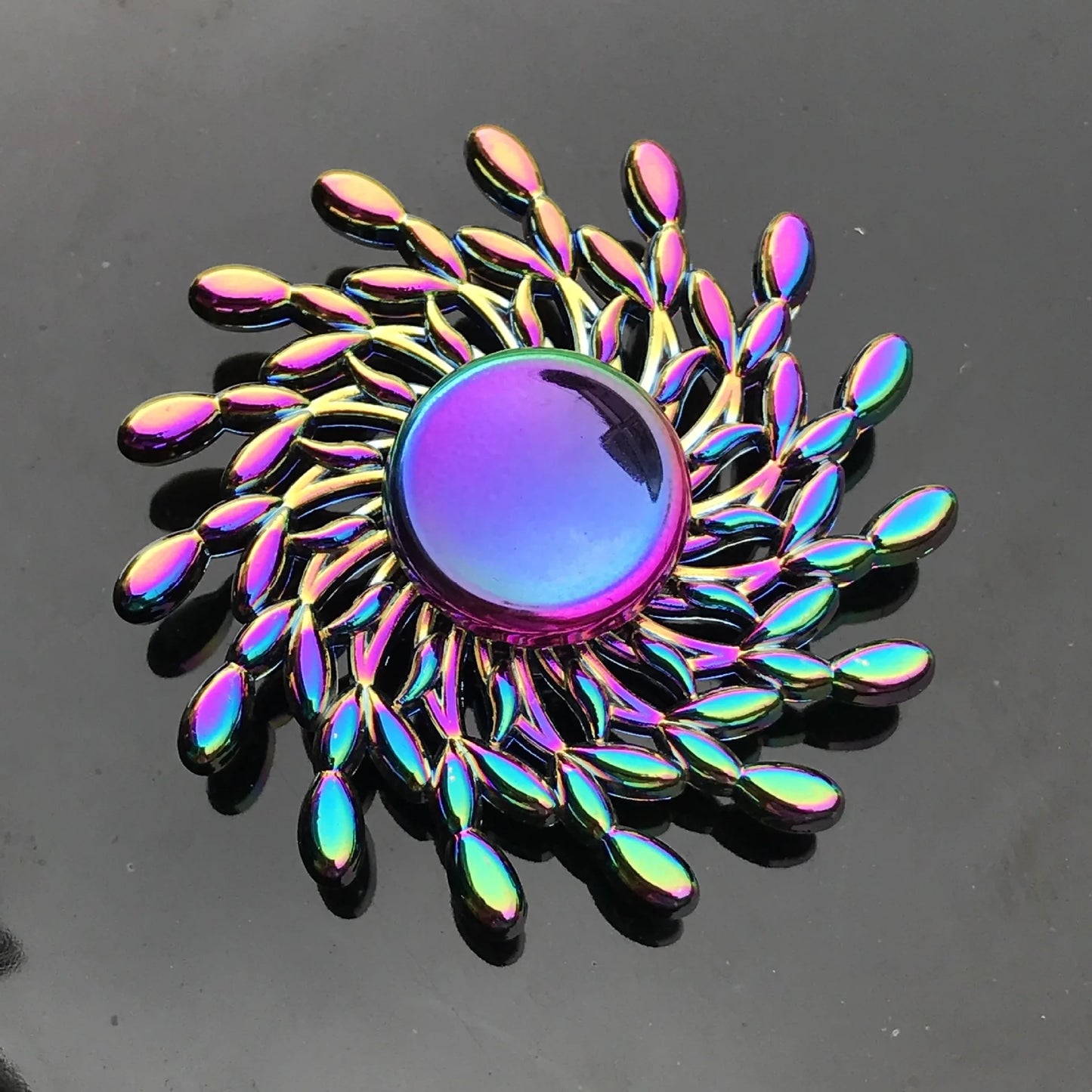 Metal Rainbow Fidget Spinner - Gradient Color Anti-Anxiety Toy for Kids & Adults
